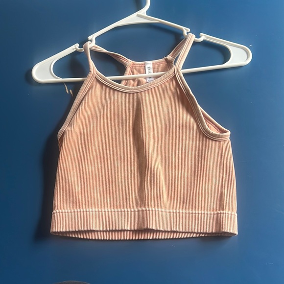 Peach Workout Top - Picture 1 of 2